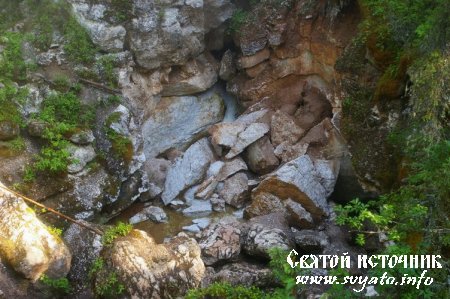 Водопад Святой источник поселок Голубино Водопад Святой источник поселок Голубино