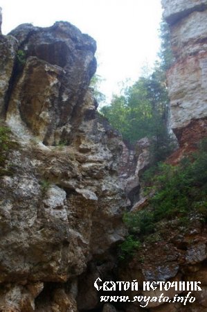 Водопад Святой источник поселок Голубино Водопад Святой источник поселок Голубино