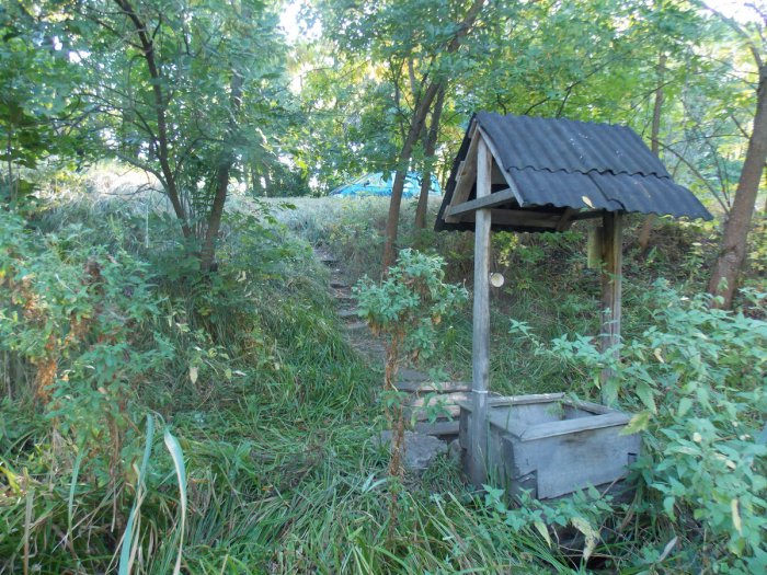 Родник, святой источник Покрова Пресвятой Богородицы село Карайчевка Родник, святой источник Покрова Пресвятой Богородицы село Карайчевка