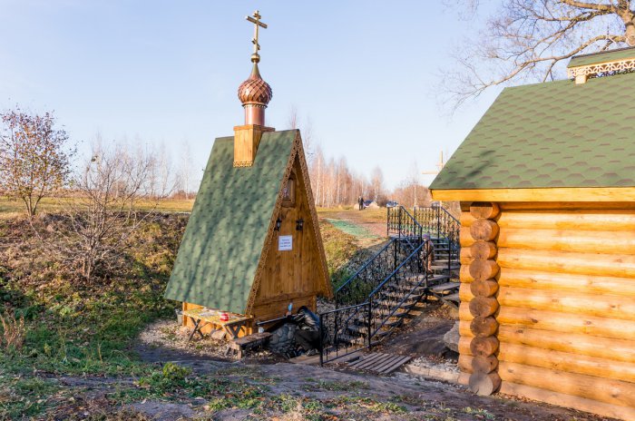 Родник «Андреевский колодец», святой источник святителя Николая архиепископа Мир Ликийских чудотворца у деревни Андреевка Родник «Андреевский колодец», святой источник святителя Николая архиепископа Мир Ликийских чудотворца у деревни Андреевка