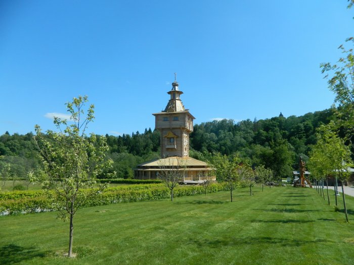 Родник, святой источник преподобного Сергия Радонежского, водопад «Гремячий ключ» деревня Взгляднево Родник, святой источник преподобного Сергия Радонежского, водопад «Гремячий ключ» деревня Взгляднево