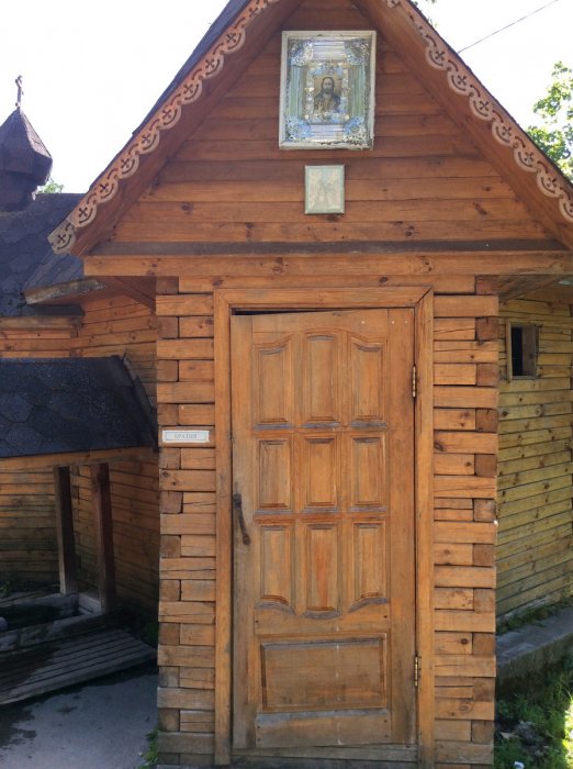 «Пещерский» родник, святой источник преподобных Антония и Феодосия Киево-Печерских у села Сканово «Пещерский» родник, святой источник преподобных Антония и Феодосия Киево-Печерских у села Сканово