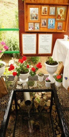 Родник, святой источник равноапостольного князя Владимира село Войкино Родник, святой источник равноапостольного князя Владимира село Войкино